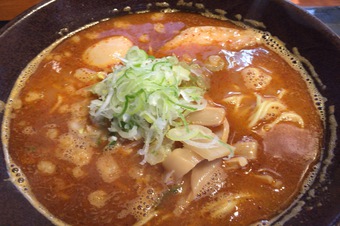 福吉の濃厚辛味魚醤麺