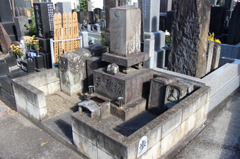 将棋名人の福泉藤吉の墓