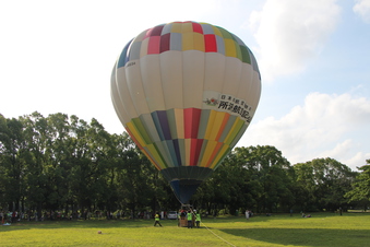航空公園で気球体験#388056
