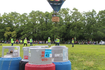 航空公園で気球体験#388067