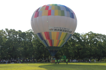 航空公園で気球体験#388046