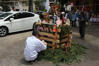 所澤神明社の人形供養祭